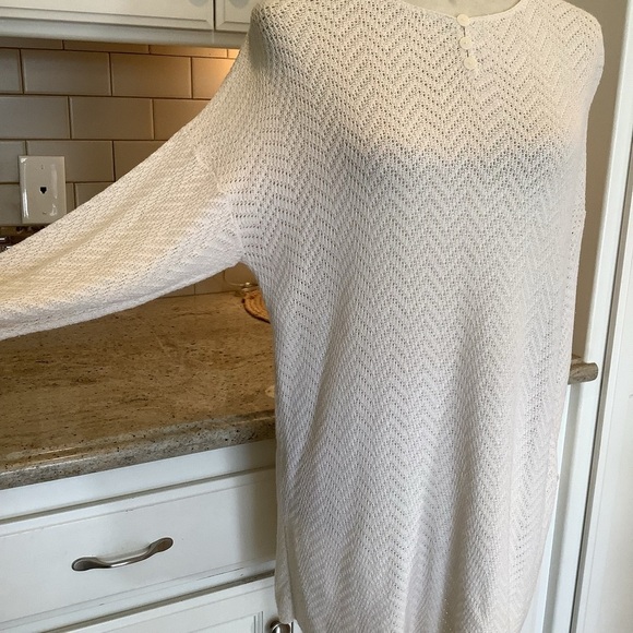 Ship’n Shore Tunic Top Size Large Cream Open Knit - Picture 2 of 7
